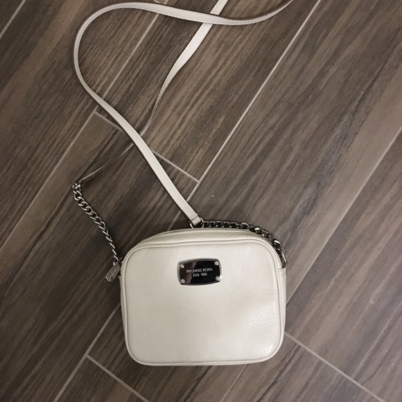 Michael Kors Handbags - Michael Kota Crossbody
